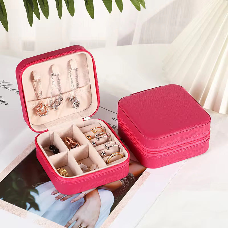Portable Jewellery Organizer – PU Leather Zipper Case with Dividers for Rings, Earrings, and Necklaces - Cream