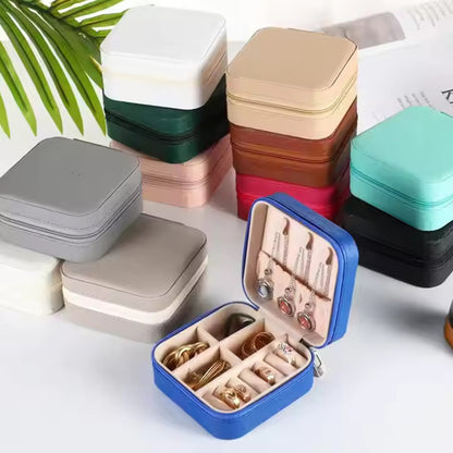 Portable Jewellery  Organizer – PU Leather Zipper Case with Dividers for Rings, Earrings, and Necklaces - Cream